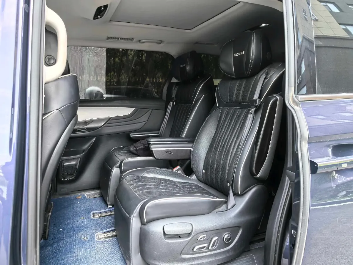 2021 Roewe iMAX8 2.0T 234HP L4 8AT,autocango,china used car exporter,china ev exporter,chinese used car exporter,chinese used ev exporter