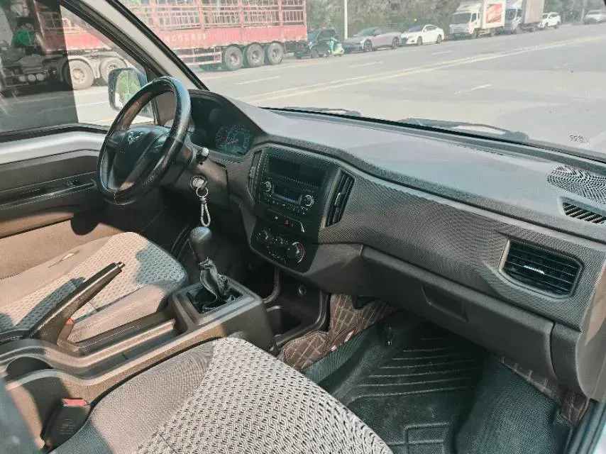 2021 NLM Motor QiTeng N30 1.25L 91HP L4 5MT,autocango,china used car exporter,china ev exporter,chinese used car exporter,chinese used ev exporter