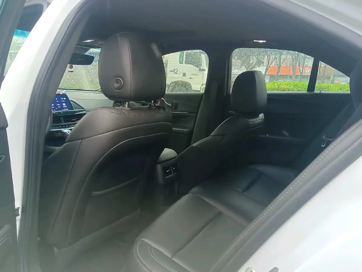 2022 Cadillac CT4 2.0T 237HP L4 8AT,autocango,china used car exporter,china ev exporter,chinese used car exporter,chinese used ev exporter