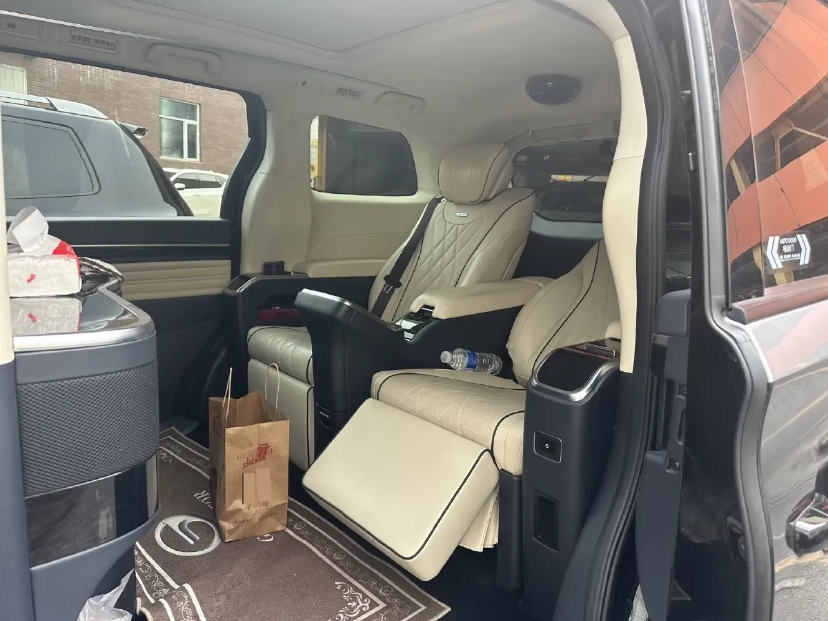 2021 GAC Trumpchi M8 2.0T 252HP L4 8AT,autocango,china used car exporter,china ev exporter,chinese used car exporter,chinese used ev exporter