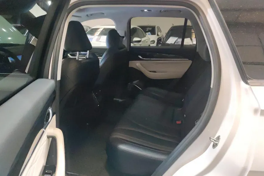 2023 Geely Monjaro 2.0T 238HP L4 8AT,autocango,china used car exporter,china ev exporter,chinese used car exporter,chinese used ev exporter