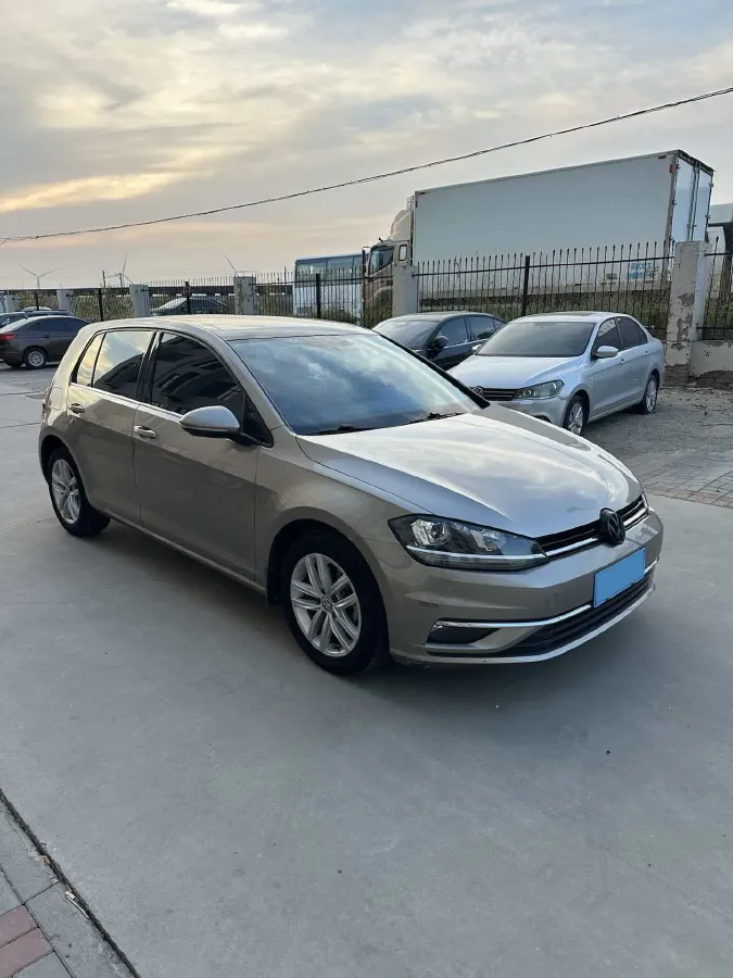 2018 Volkswagen Golf 1.4T 131HP L4 7DCT,autocango,china used car exporter,china ev exporter,chinese used car exporter,chinese used ev exporter