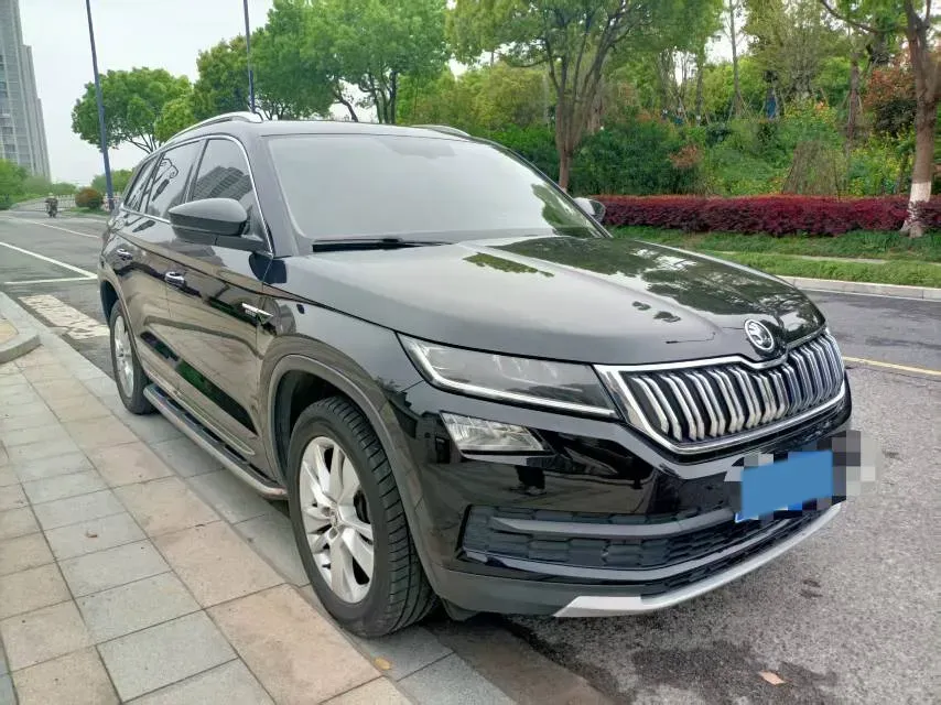 2018 Skoda Kodiak 2.0T 186HP L4 7DCT,autocango,china used car exporter,china ev exporter,chinese used car exporter,chinese used ev exporter