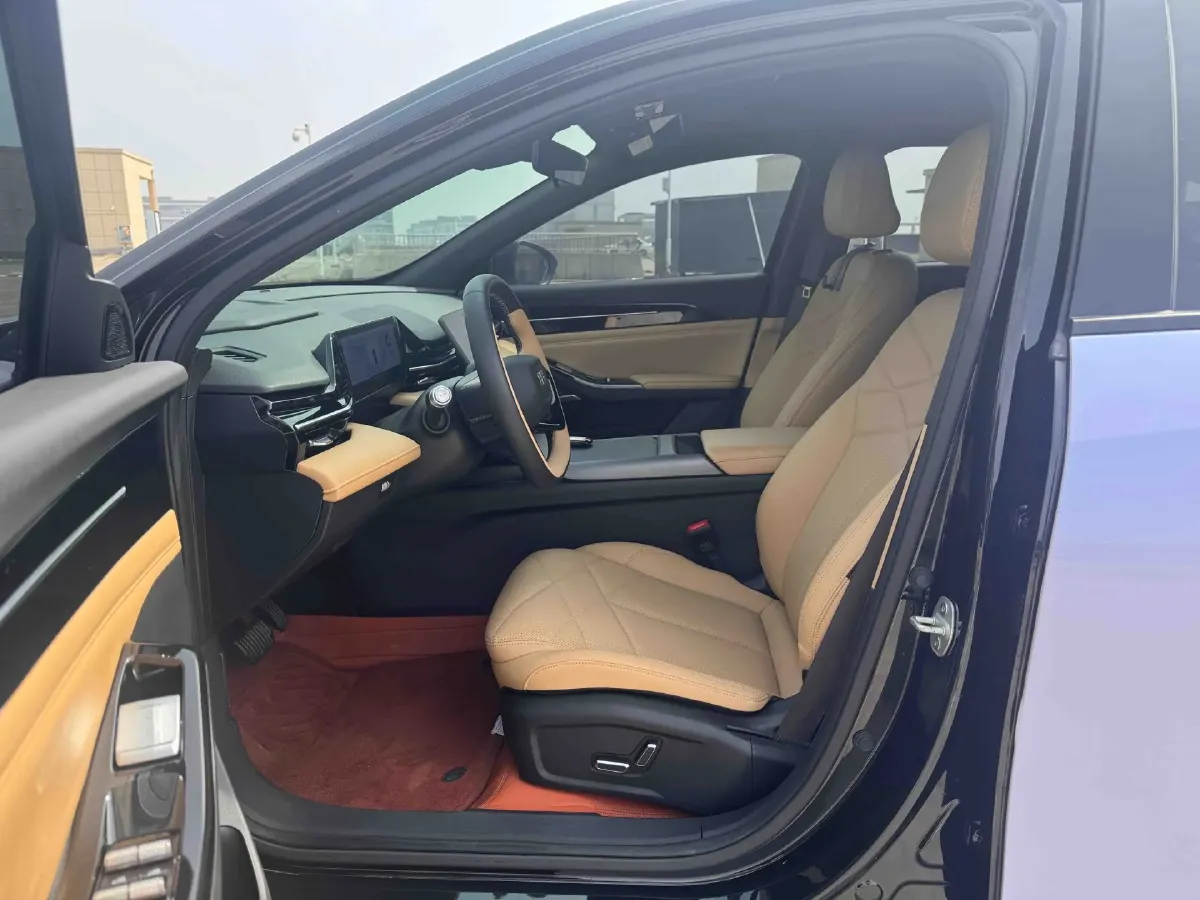 2024 Geely Galaxy L6 1.5T 163HP L4 3DHT PHEV,autocango,china used car exporter,china ev exporter,chinese used car exporter,chinese used ev exporter