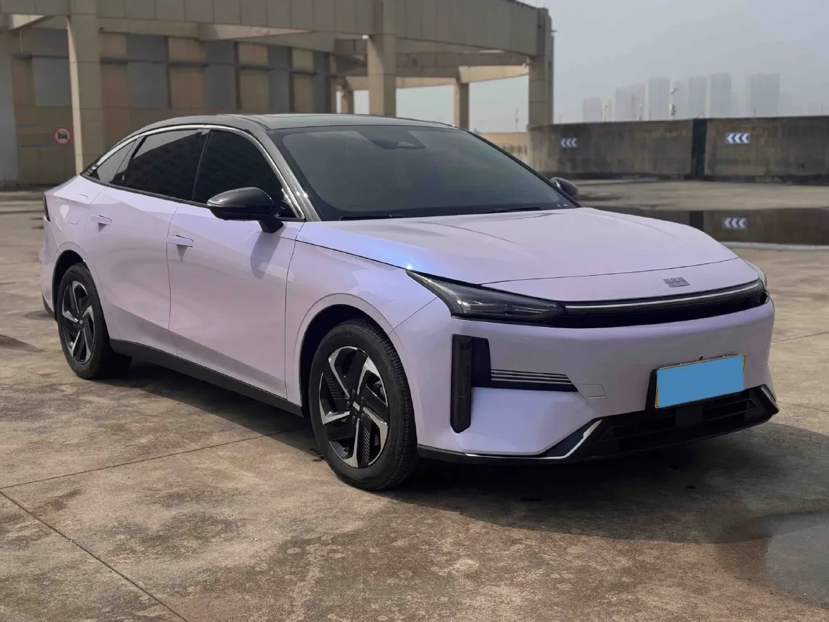 2024 Geely Galaxy L6 1.5T 163HP L4 3DHT PHEV,autocango,china used car exporter,china ev exporter,chinese used car exporter,chinese used ev exporter