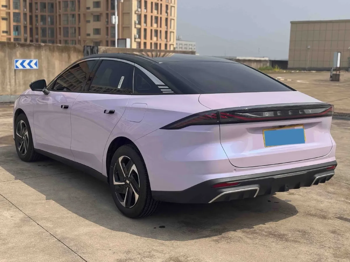 2024 Geely Galaxy L6 1.5T 163HP L4 3DHT PHEV,autocango,china used car exporter,china ev exporter,chinese used car exporter,chinese used ev exporter