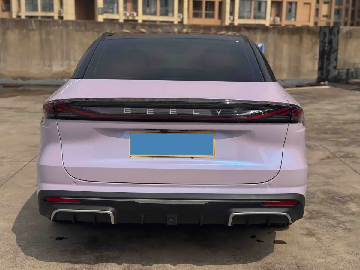 2024 Geely Galaxy L6 1.5T 163HP L4 3DHT PHEV,autocango,china used car exporter,china ev exporter,chinese used car exporter,chinese used ev exporter