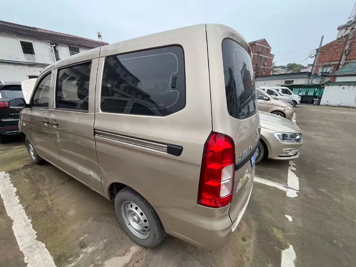 2022 JinBei Little Sea Lion X30 1.5L 102HP L4 5MT,autocango,china used car exporter,china ev exporter,chinese used car exporter,chinese used ev exporter