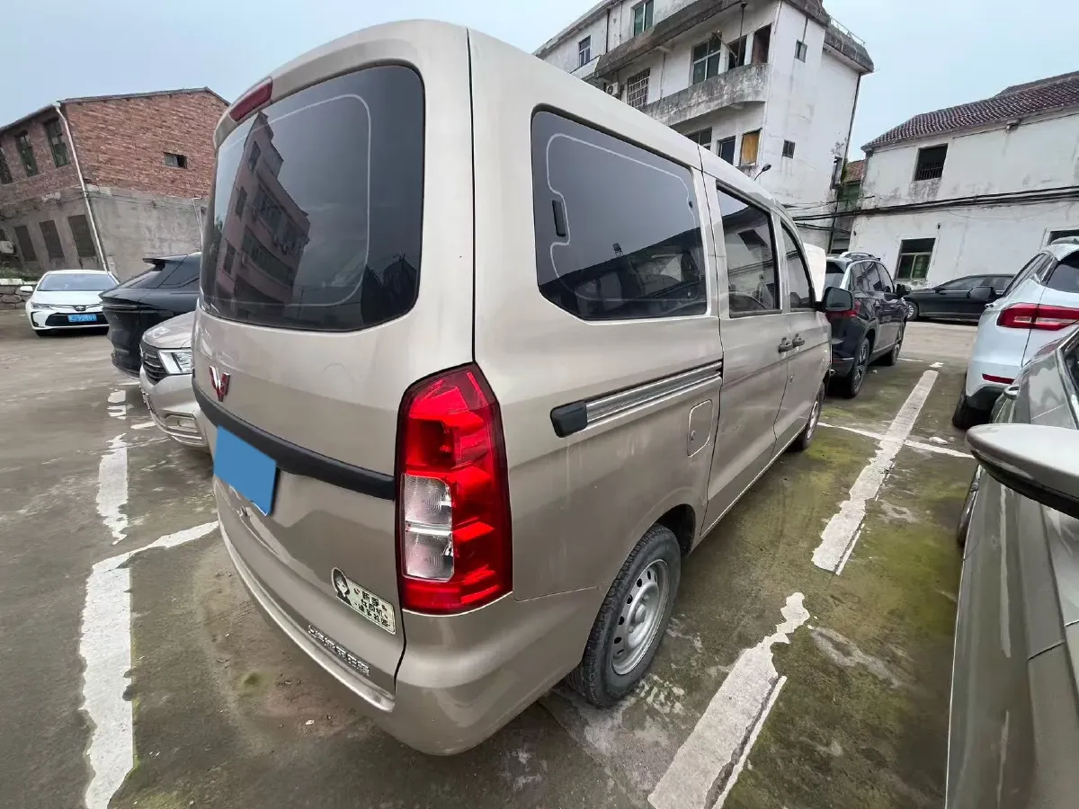 2022 JinBei Little Sea Lion X30 1.5L 102HP L4 5MT,autocango,china used car exporter,china ev exporter,chinese used car exporter,chinese used ev exporter