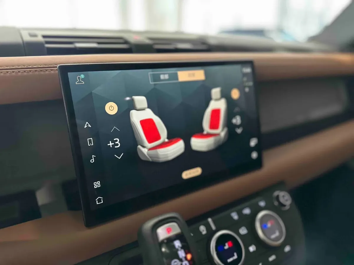 2024 Land Rover Defender 3.0T 400HP L6 8AT,autocango,china used car exporter,china ev exporter,chinese used car exporter,chinese used ev exporter