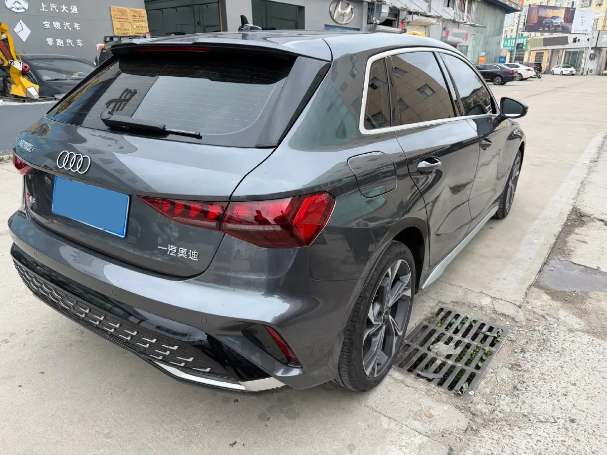 2025 Audi A3 1.5T 160HP L4 7DCT,autocango,china used car exporter,china ev exporter,chinese used car exporter,chinese used ev exporter