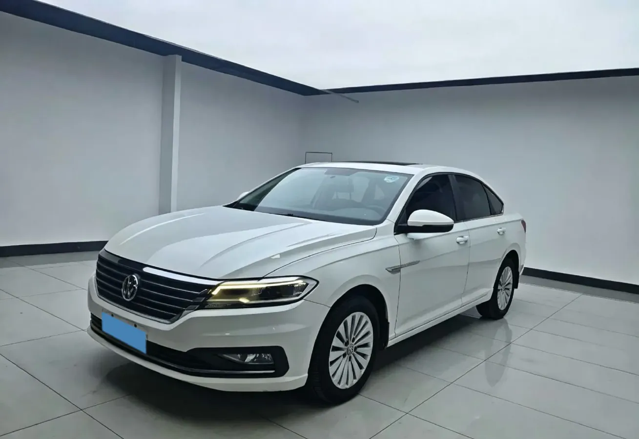 2018 Skoda Karoq 1.4T 150HP L4 7DCT,autocango,china used car exporter,china ev exporter,chinese used car exporter,chinese used ev exporter