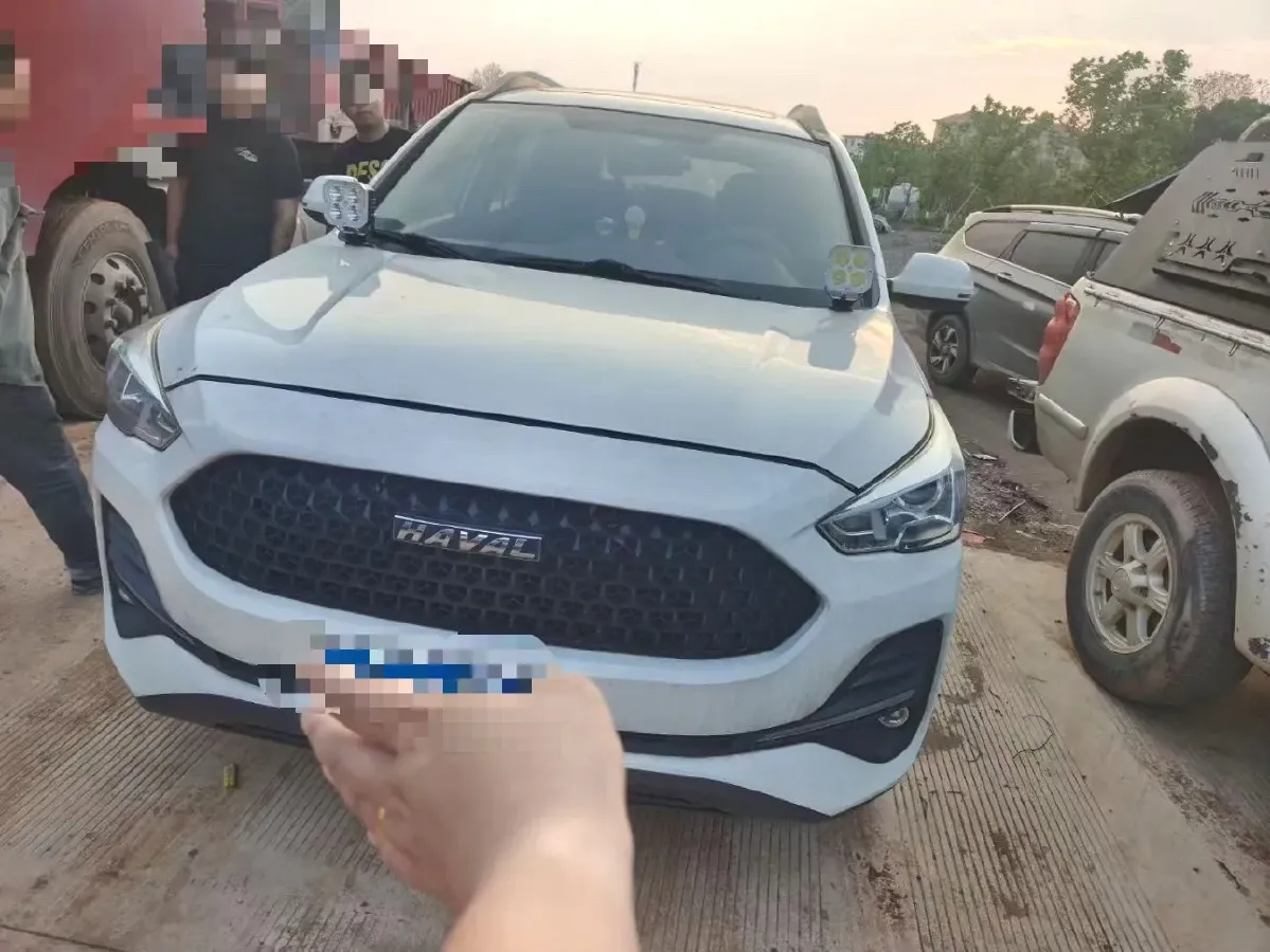 2019 Haval M6 1.5T 150HP L4 7DCT,autocango,china used car exporter,china ev exporter,chinese used car exporter,chinese used ev exporter