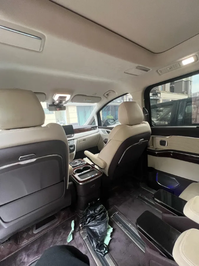 2023 HongQi HQ9 2.0T 252HP L4 8AT,autocango,china used car exporter,china ev exporter,chinese used car exporter,chinese used ev exporter