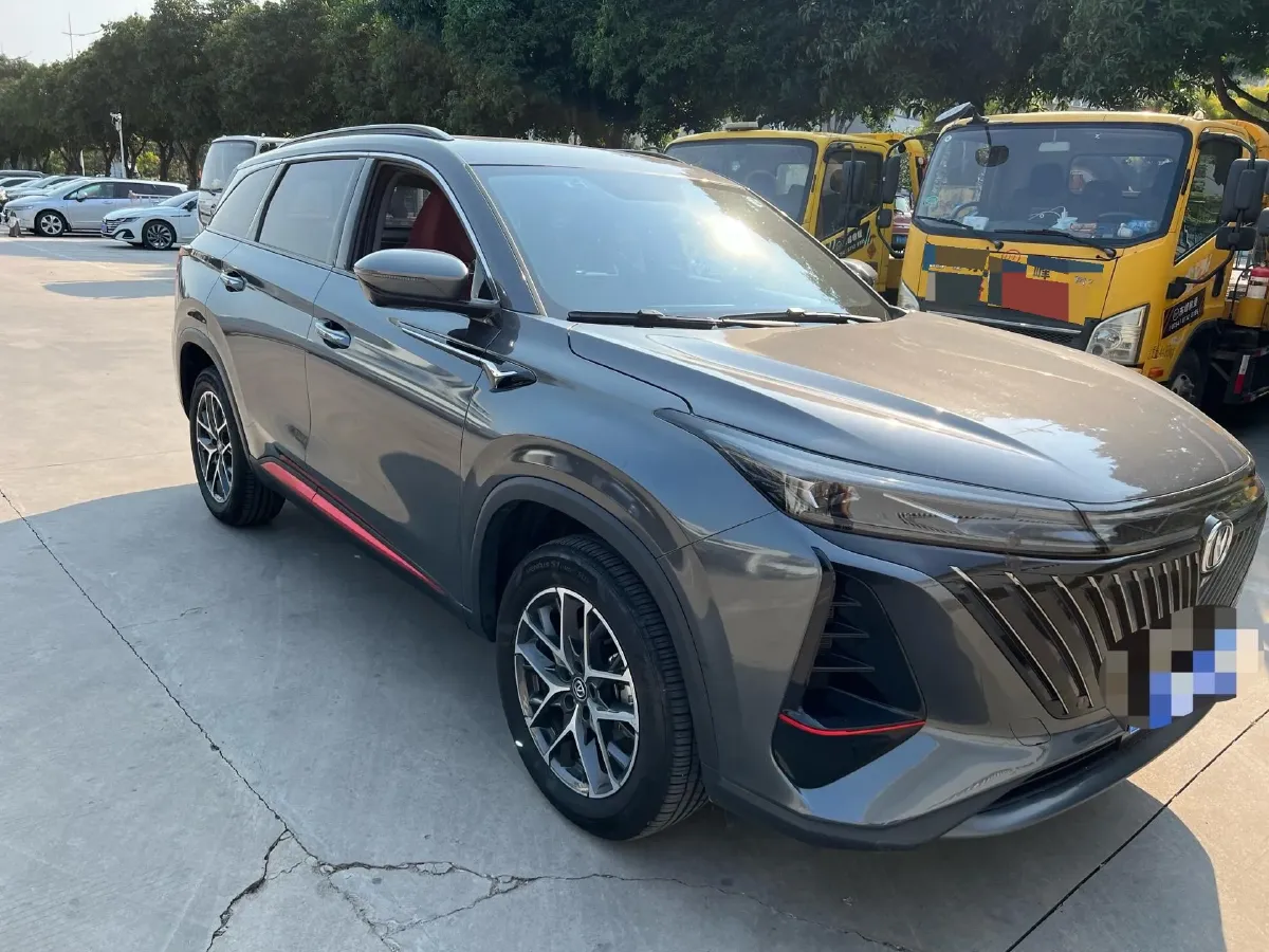 2022 ChangAn CS75 Plus 1.5T 178HP L4 6AT,autocango,china used car exporter,china ev exporter,chinese used car exporter,chinese used ev exporter