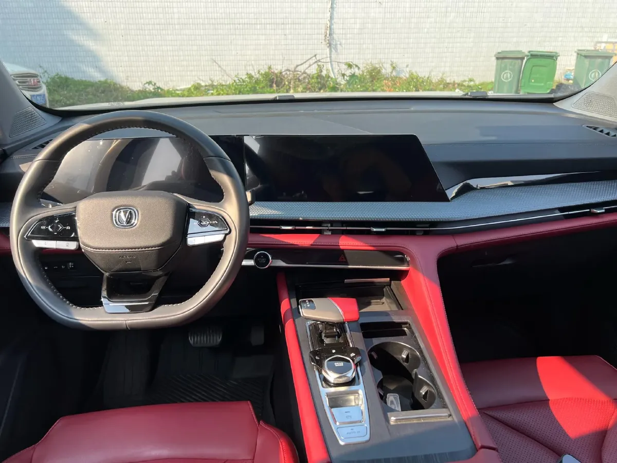 2022 ChangAn CS75 Plus 1.5T 178HP L4 6AT,autocango,china used car exporter,china ev exporter,chinese used car exporter,chinese used ev exporter