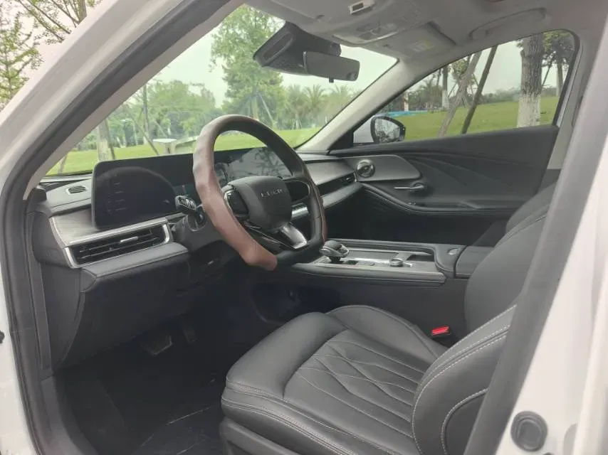 2025 Chery Arrizo 8 1.6T 197HP L4 7DCT,autocango,china used car exporter,china ev exporter,chinese used car exporter,chinese used ev exporter