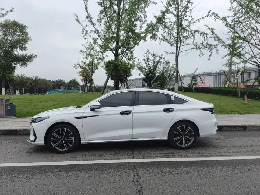 2025 Chery Arrizo 8 1.6T 197HP L4 7DCT,autocango,china used car exporter,china ev exporter,chinese used car exporter,chinese used ev exporter