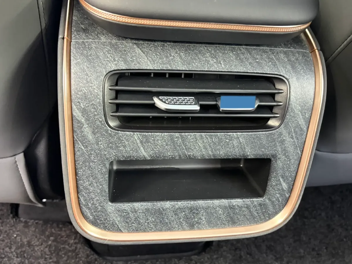 2024 Exceed Sterra ET REEV 156HP REEV 32KWH,autocango,china used car exporter,china ev exporter,chinese used car exporter,chinese used ev exporter