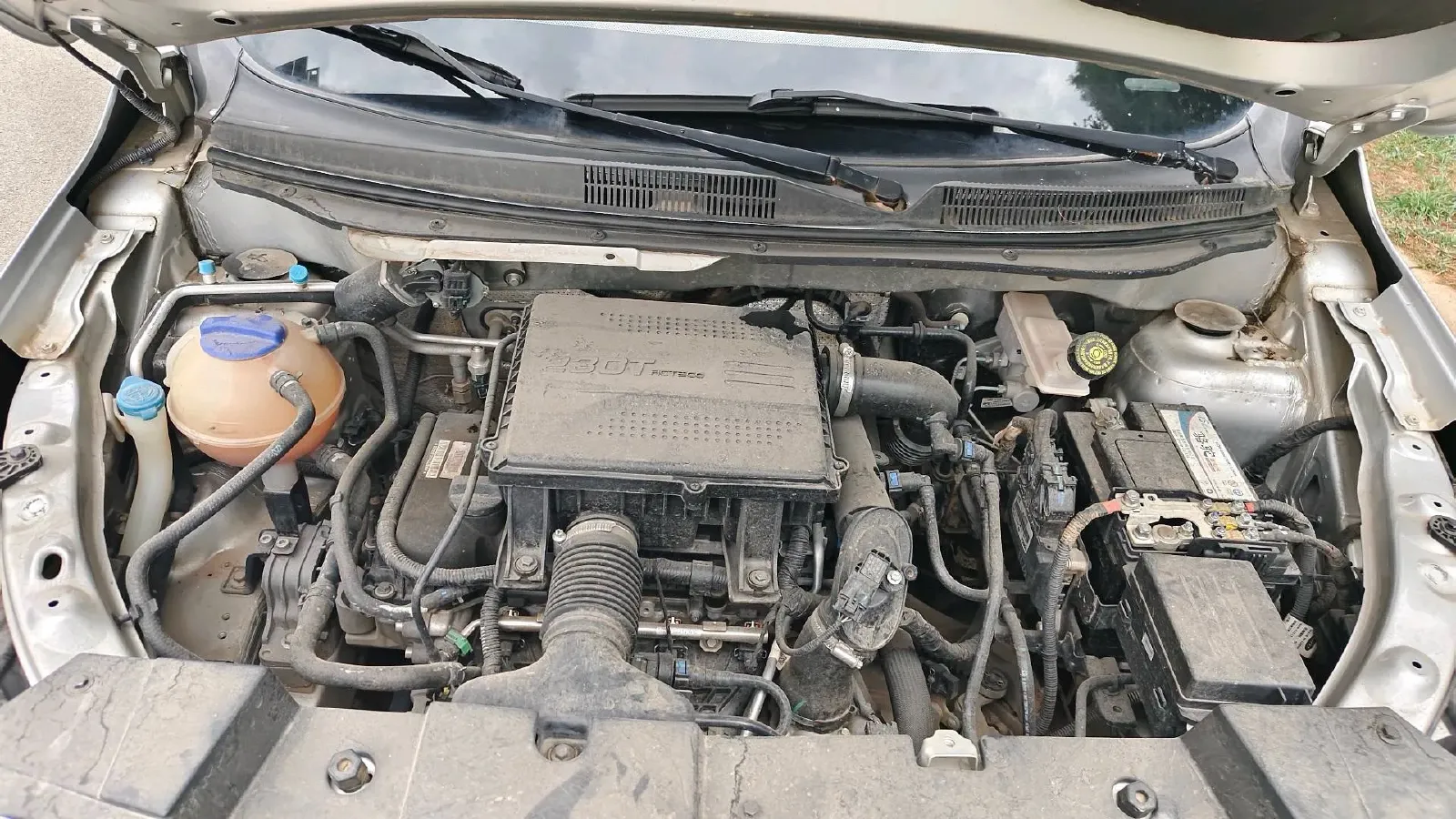 2020 Karry K60 1.5T 156HP L4 5MT,autocango,china used car exporter,china ev exporter,chinese used car exporter,chinese used ev exporter