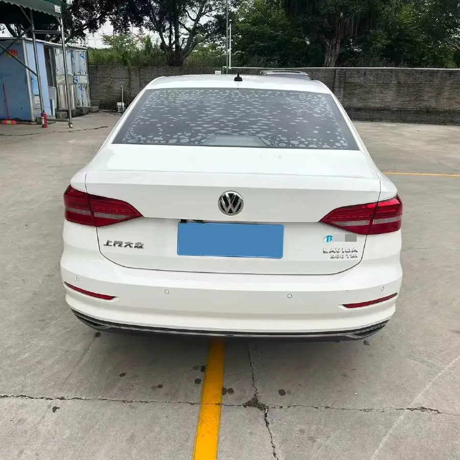 2018 Skoda Karoq 1.4T 150HP L4 7DCT,autocango,china used car exporter,china ev exporter,chinese used car exporter,chinese used ev exporter