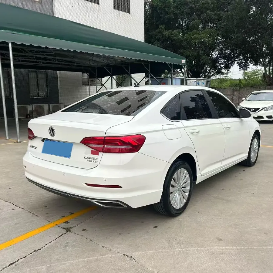 2018 Skoda Karoq 1.4T 150HP L4 7DCT,autocango,china used car exporter,china ev exporter,chinese used car exporter,chinese used ev exporter
