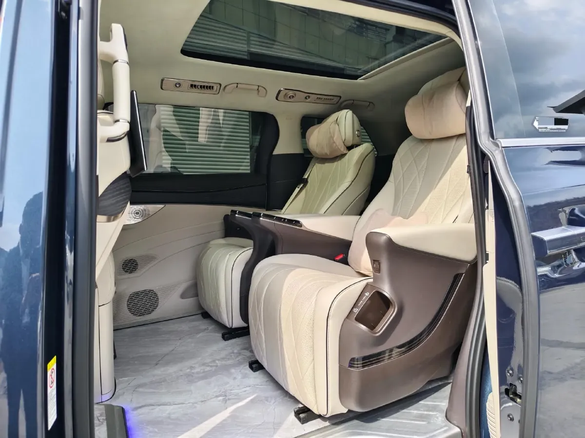 2024 Denza D9 1.5T 139HP L4 E-CVT PHEV 40KWH,autocango,china used car exporter,china ev exporter,chinese used car exporter,chinese used ev exporter