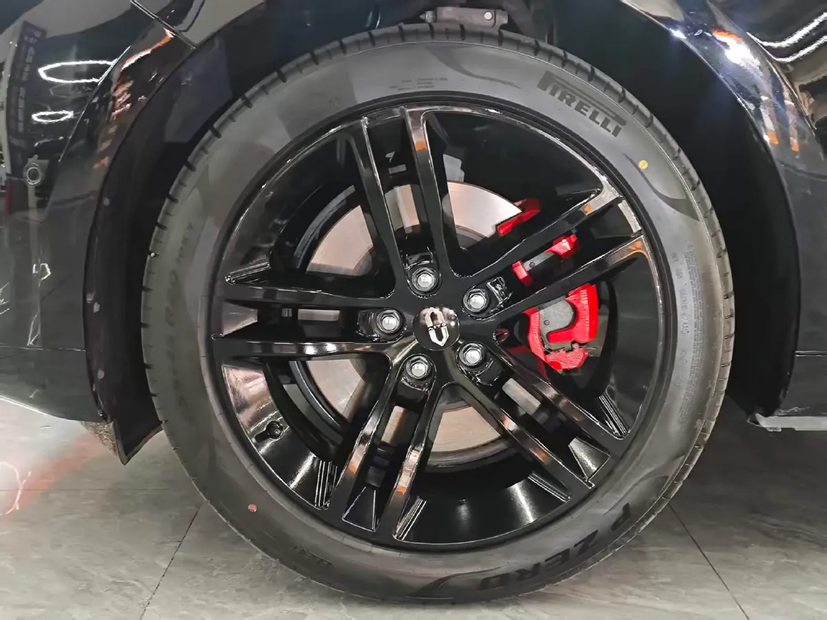 2024 AITO AITO M5 1.5T 152HP L4 REEV 42KWH,autocango,china used car exporter,china ev exporter,chinese used car exporter,chinese used ev exporter