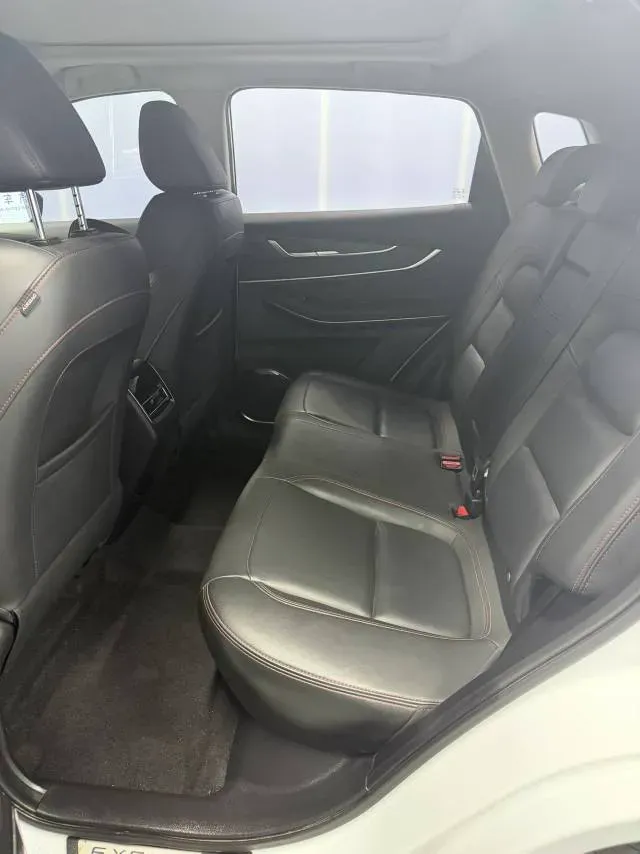 2022 Chevrolet Monza 1.5L 113HP L4 6AT,autocango,china used car exporter,china ev exporter,chinese used car exporter,chinese used ev exporter