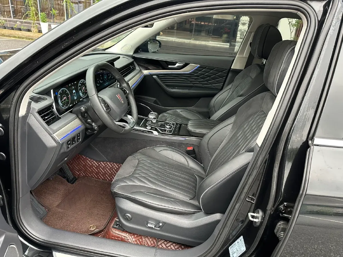 2022 HongQi HS5 2.0T 224HP L4 6AT,autocango,china used car exporter,china ev exporter,chinese used car exporter,chinese used ev exporter