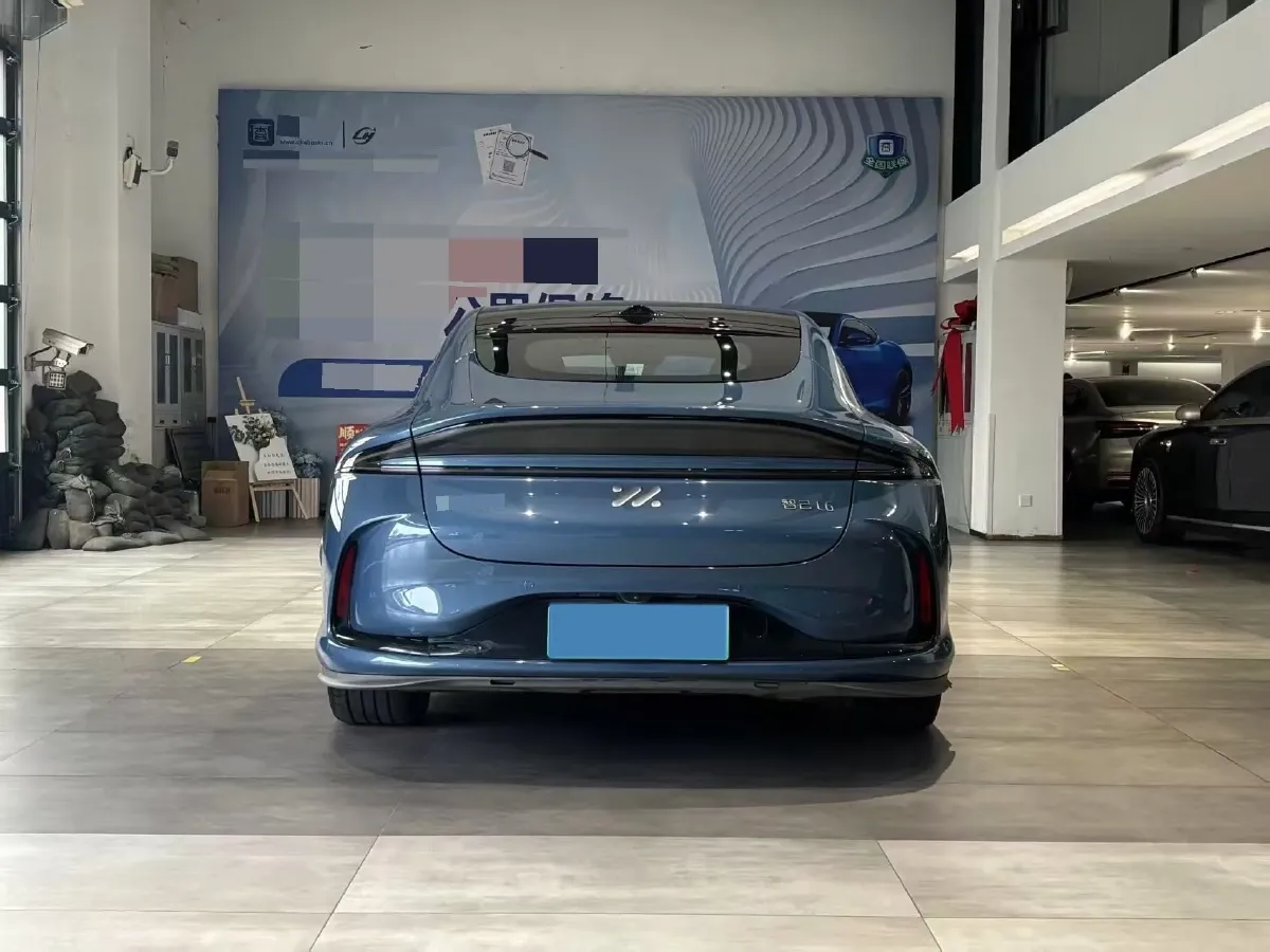 2024 IM L6 BEV 75KWH,autocango,china used car exporter,china ev exporter,chinese used car exporter,chinese used ev exporter