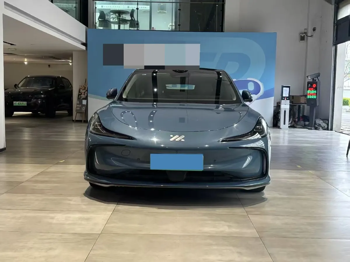 2024 IM L6 BEV 75KWH,autocango,china used car exporter,china ev exporter,chinese used car exporter,chinese used ev exporter