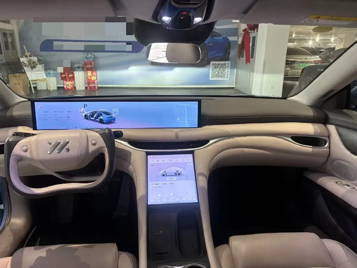 2024 IM L6 BEV 75KWH,autocango,china used car exporter,china ev exporter,chinese used car exporter,chinese used ev exporter