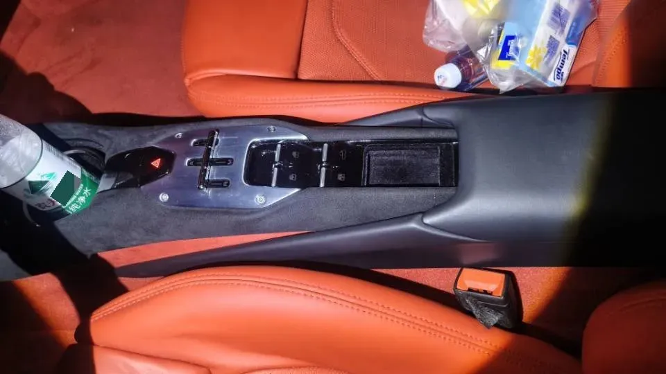 2022 Ferrari 296 3.0T 663HP V6 8DCT PHEV 7.45KWH,autocango,china used car exporter,china ev exporter,chinese used car exporter,chinese used ev exporter