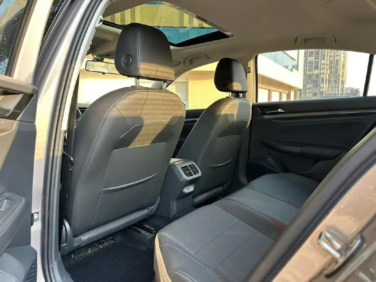 2020 Volkswagen Bora 1.5L 113HP L4 6AT,autocango,china used car exporter,china ev exporter,chinese used car exporter,chinese used ev exporter