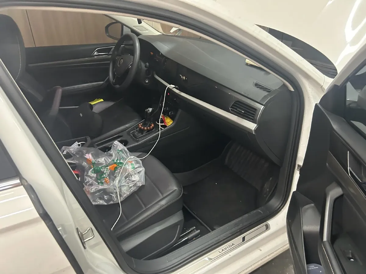 2021 Volkswagen Lavida 1.5L 113HP L4 6AT,autocango,china used car exporter,china ev exporter,chinese used car exporter,chinese used ev exporter