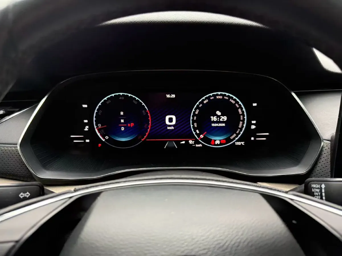 2021 Skoda Octavia 1.4T 150HP L4 7DCT,autocango,china used car exporter,china ev exporter,chinese used car exporter,chinese used ev exporter