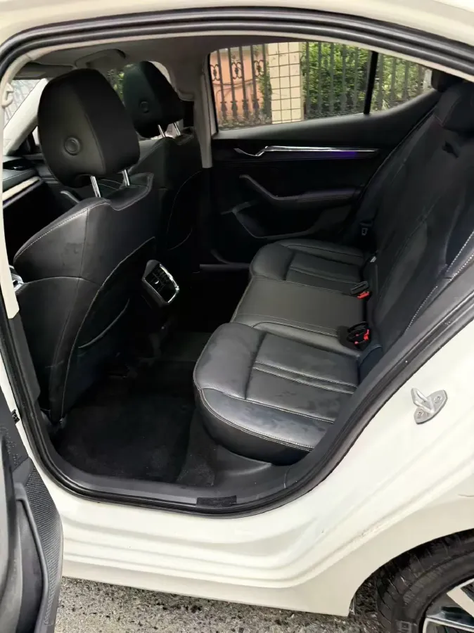 2021 Skoda Octavia 1.4T 150HP L4 7DCT,autocango,china used car exporter,china ev exporter,chinese used car exporter,chinese used ev exporter