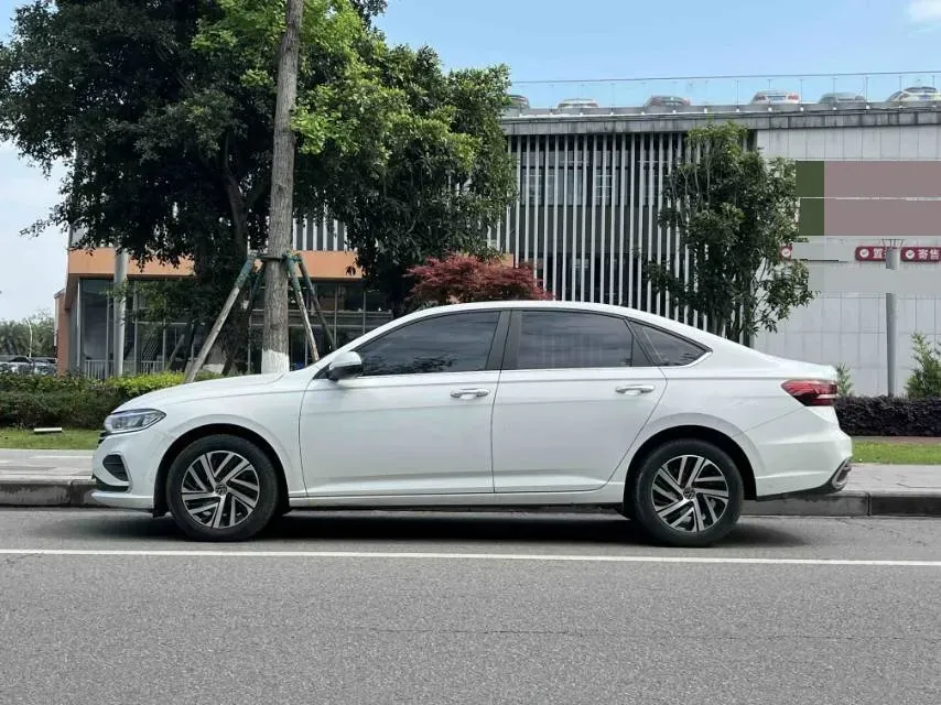 2024 Volkswagen Lavida 1.5T 160HP L4 7DCT,autocango,china used car exporter,china ev exporter,chinese used car exporter,chinese used ev exporter