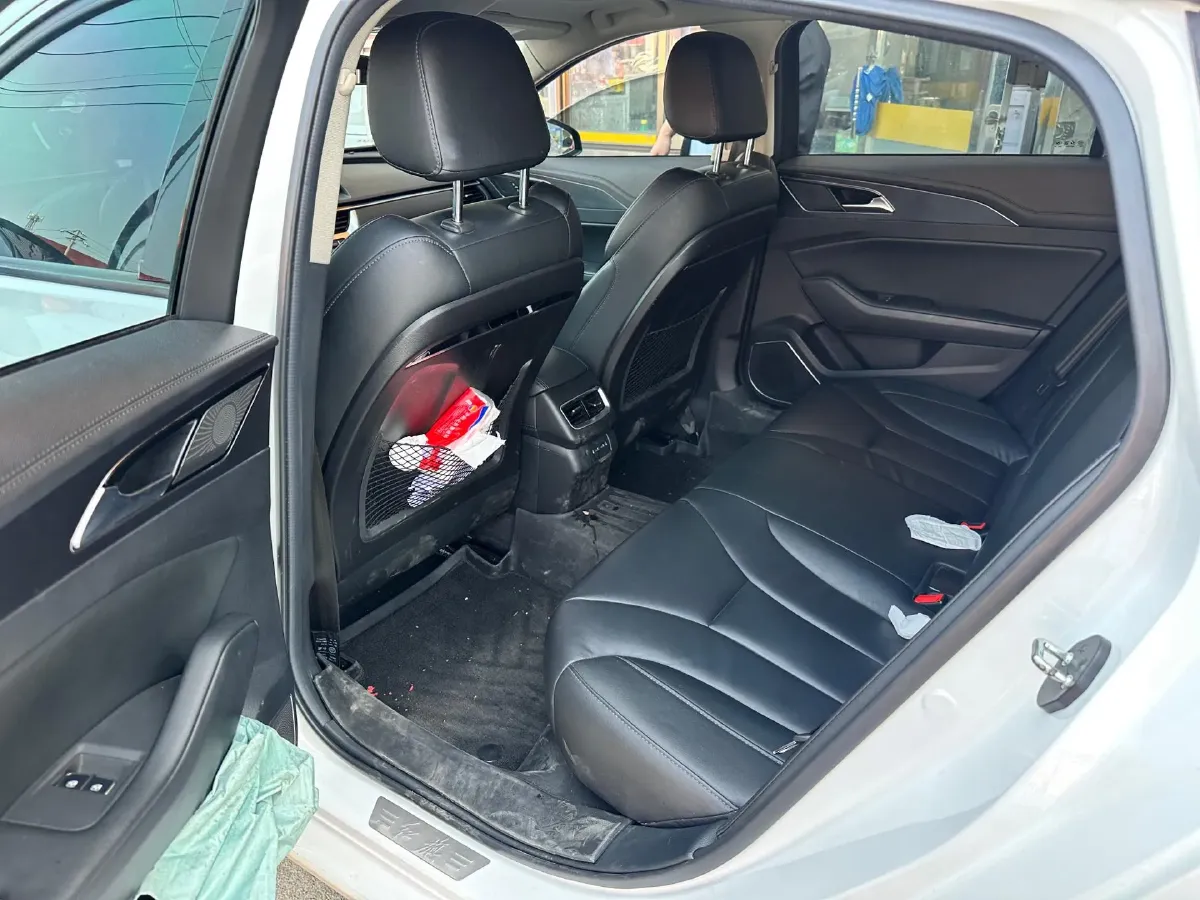 2020 HongQi H5 1.5T 169HP L4 7DCT,autocango,china used car exporter,china ev exporter,chinese used car exporter,chinese used ev exporter