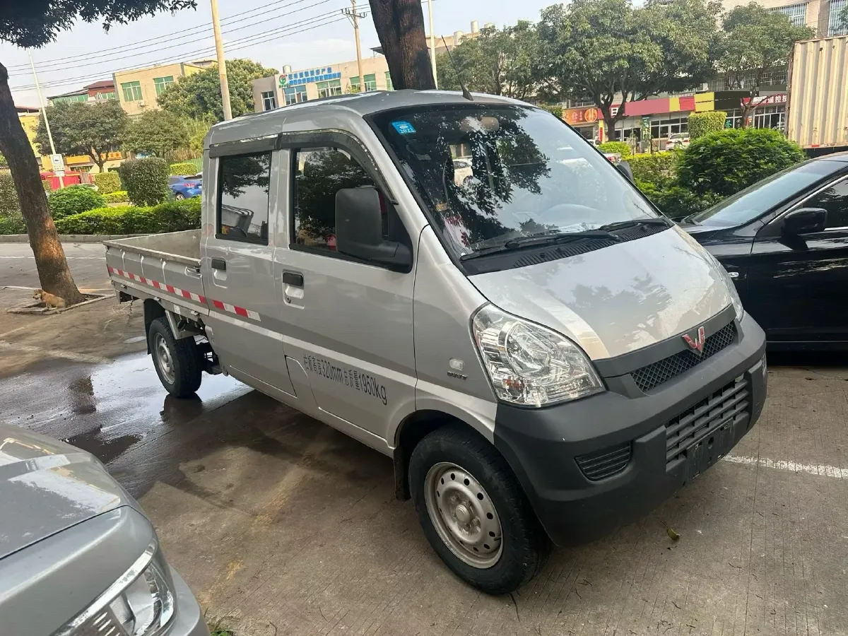 2015 Dongfeng DongFeng Pickup 2.4T 82HP L4 5MT,autocango,china used car exporter,china ev exporter,chinese used car exporter,chinese used ev exporter