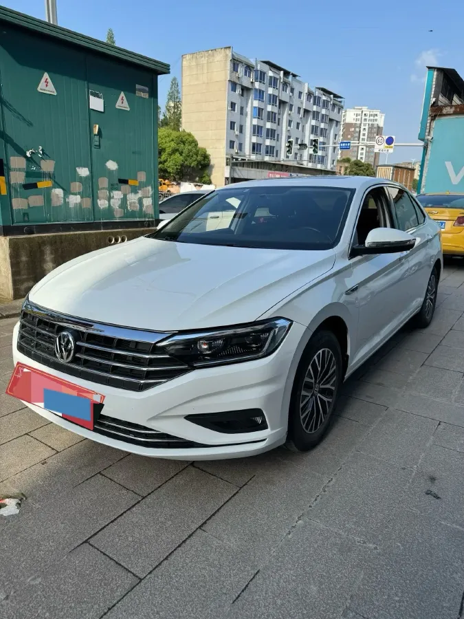 2019 Isuzu LingTuo 2.5T 129HP L4 6MT,autocango,china used car exporter,china ev exporter,chinese used car exporter,chinese used ev exporter