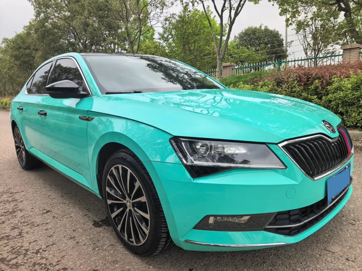 2017 Skoda Superb 1.4T 150HP L4 7DCT,autocango,china used car exporter,china ev exporter,chinese used car exporter,chinese used ev exporter