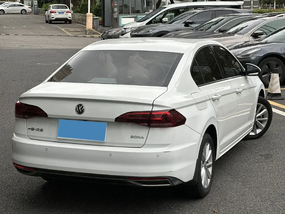 2020 Volkswagen Bora 1.5L 113HP L4 6AT,autocango,china used car exporter,china ev exporter,chinese used car exporter,chinese used ev exporter