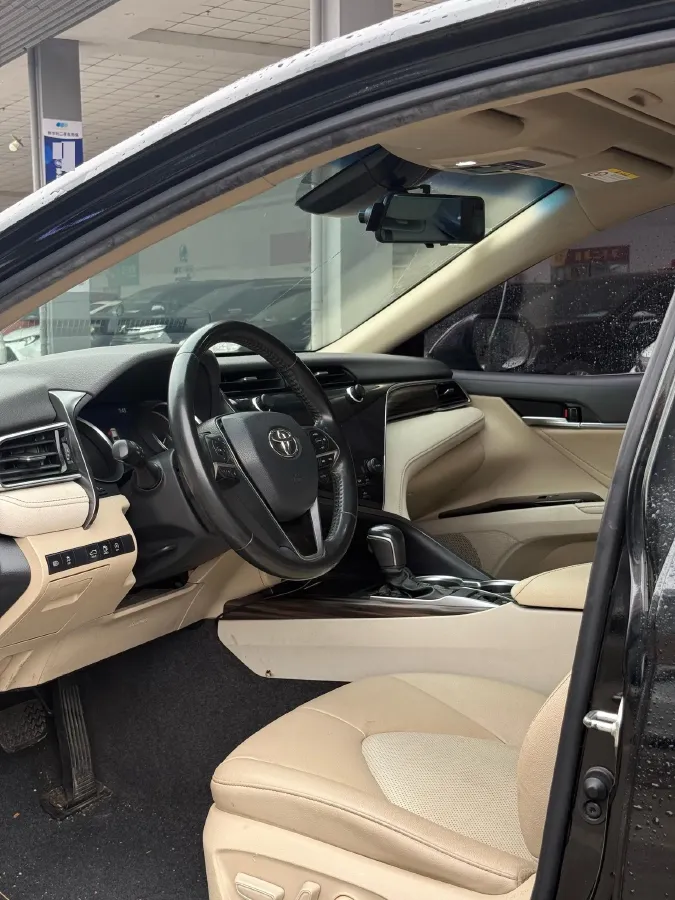 2019 Toyota Camry 2.0L 178HP L4 CVT,autocango,china used car exporter,china ev exporter,chinese used car exporter,chinese used ev exporter