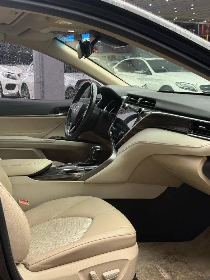2019 Toyota Camry 2.0L 178HP L4 CVT,autocango,china used car exporter,china ev exporter,chinese used car exporter,chinese used ev exporter