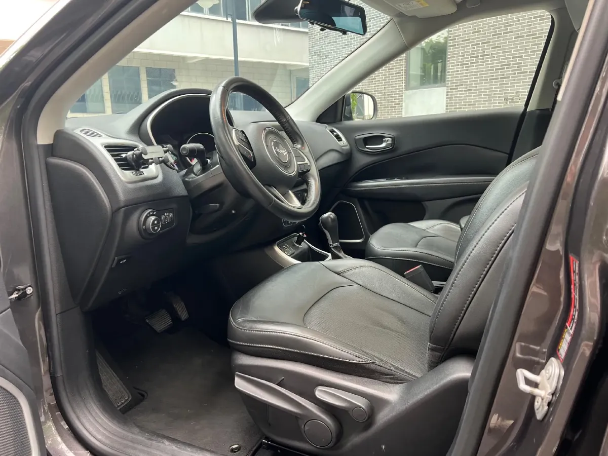 2017 Jeep Compass 1.4T 165HP L4 7DCT,autocango,china used car exporter,china ev exporter,chinese used car exporter,chinese used ev exporter