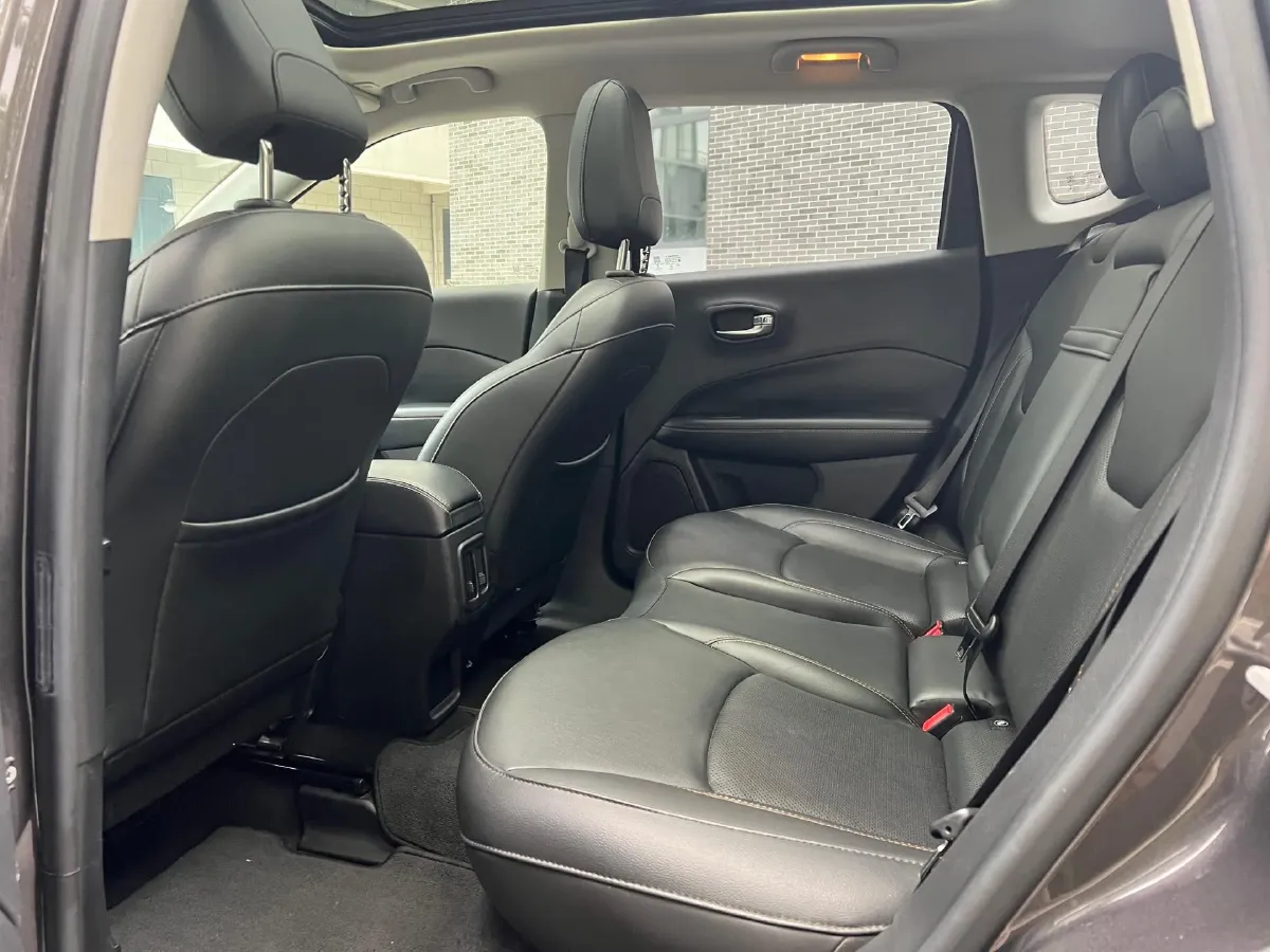 2017 Jeep Compass 1.4T 165HP L4 7DCT,autocango,china used car exporter,china ev exporter,chinese used car exporter,chinese used ev exporter