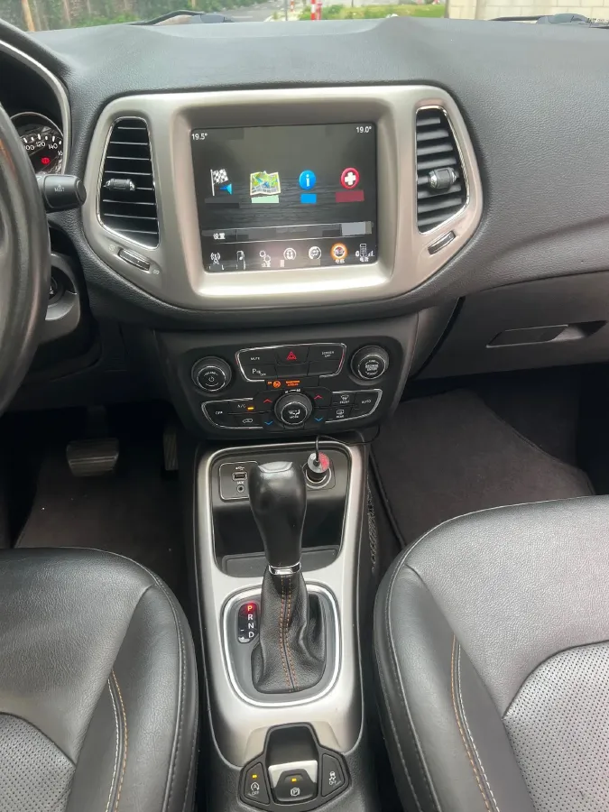 2017 Jeep Compass 1.4T 165HP L4 7DCT,autocango,china used car exporter,china ev exporter,chinese used car exporter,chinese used ev exporter