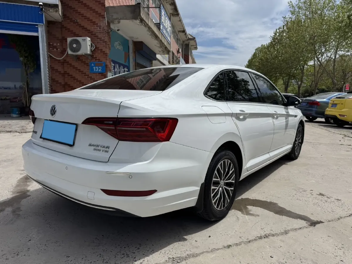 2019 Jeep Renegade 1.3T 173HP L4 7DCT,autocango,china used car exporter,china ev exporter,chinese used car exporter,chinese used ev exporter